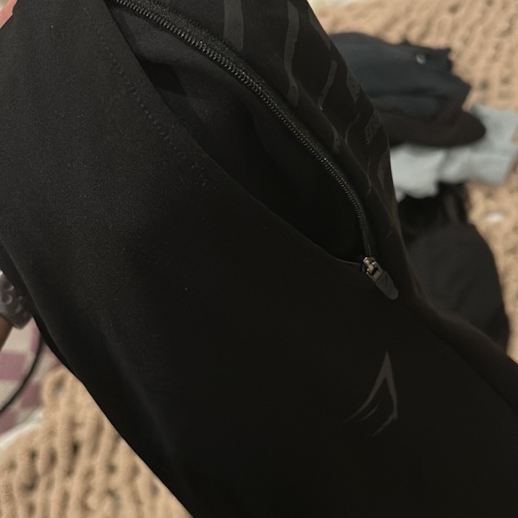 Gymshark Sweatpants - Picture 4 of 4